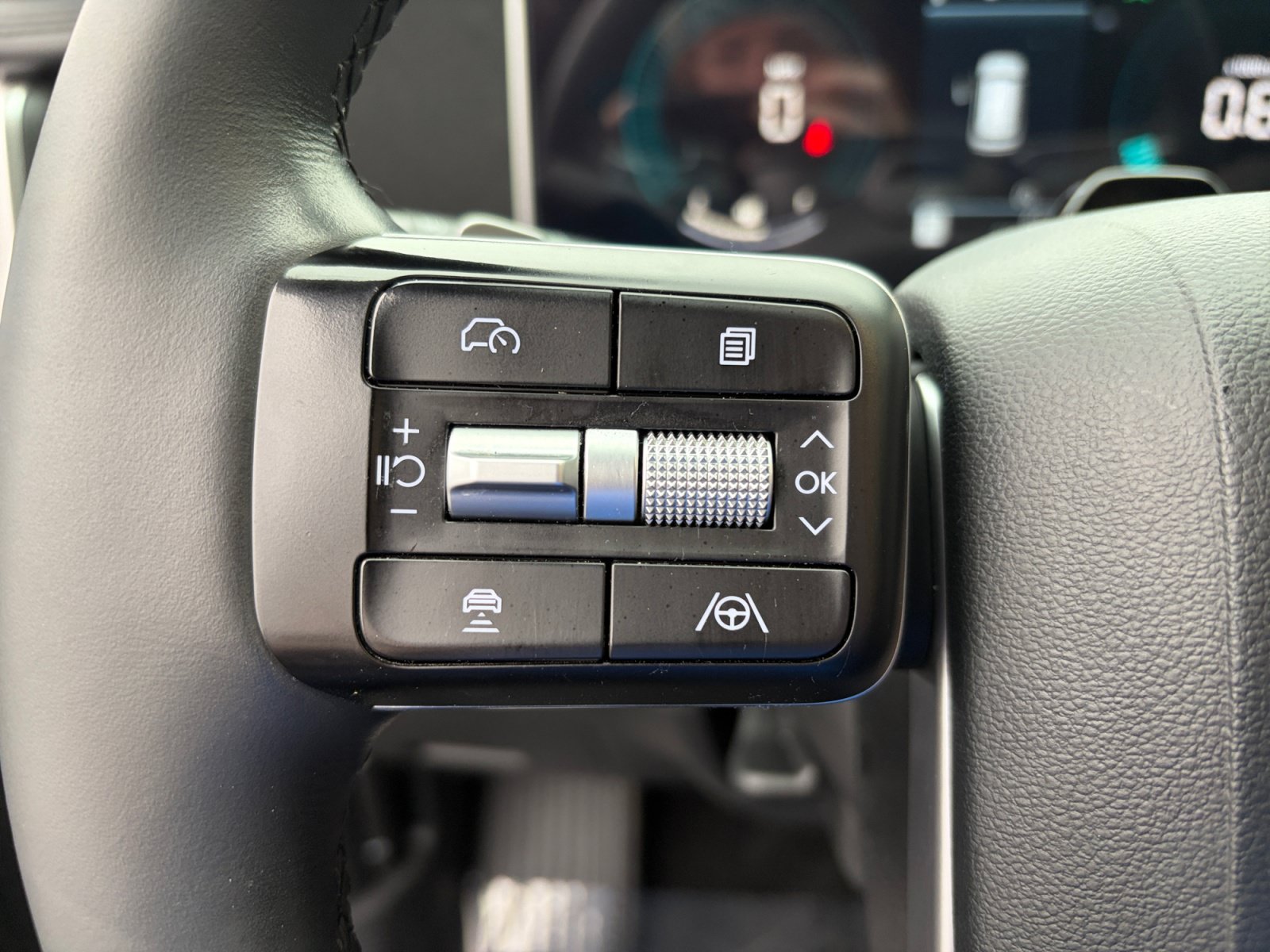 Used 2024 Hyundai Santa Fe XRT AWD/4WD image 14