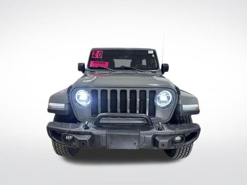 Used 2020 Jeep Wrangler Unlimited Sahara image 8