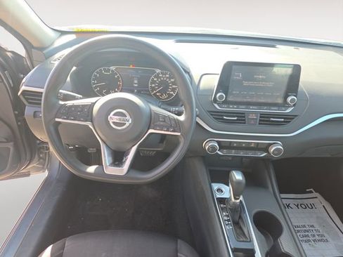 Used 2019 Nissan Altima 2.5 S image 10