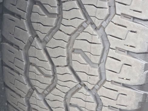 Used 2025 Ford F150 XLT w/ Equipment Group 301A Standard AWD/4WD image 9