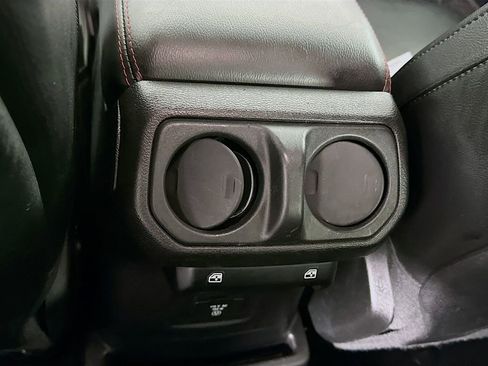 Certified 2021 Jeep Wrangler Unlimited Rubicon image 38