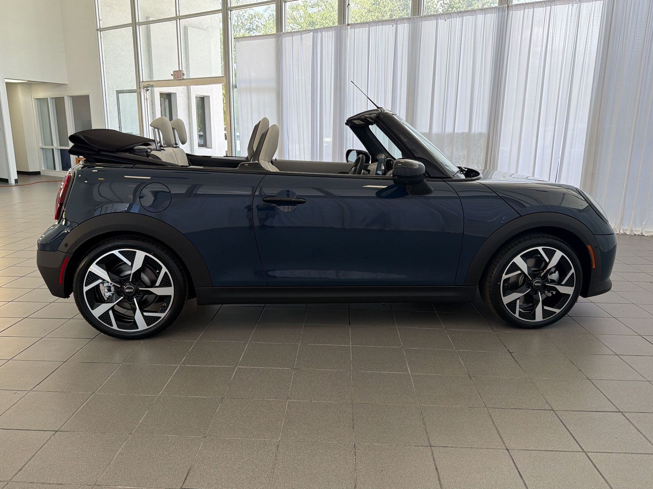 New 2026 MINI Cooper S FWD image 7