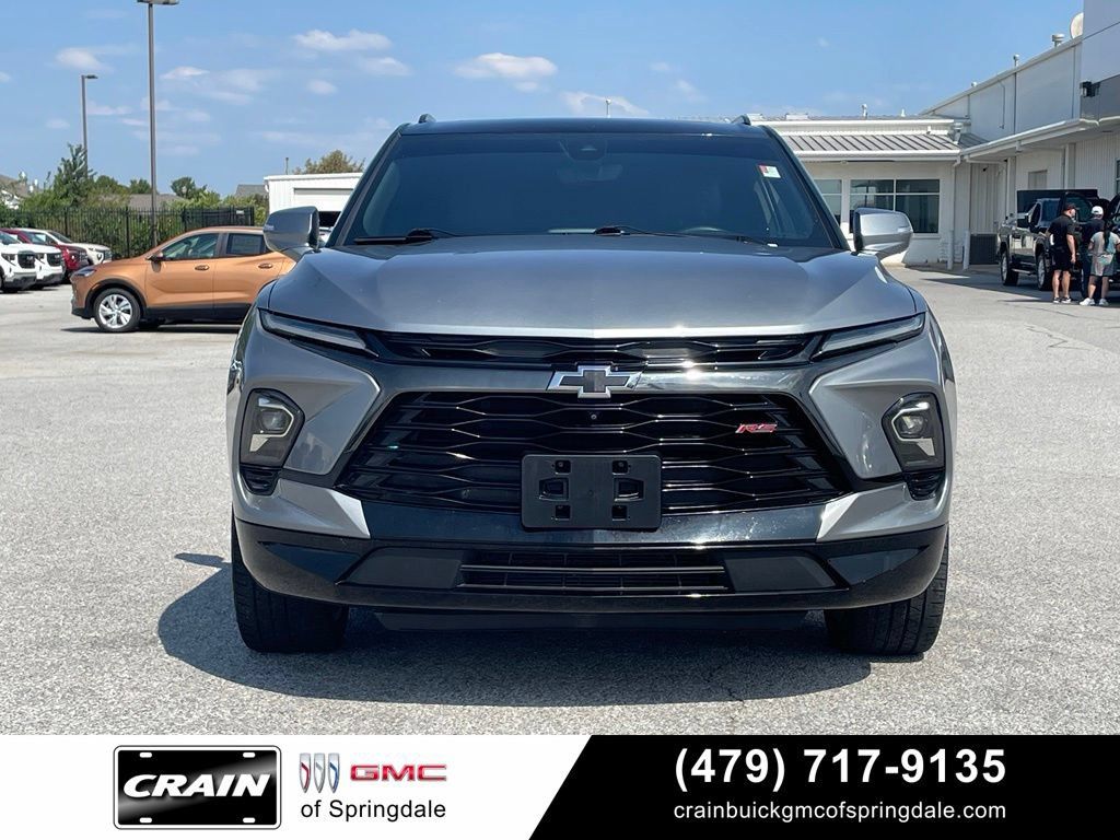 Used 2024 Chevrolet Blazer RS w/ Driver Confidence II Package FWD image 2
