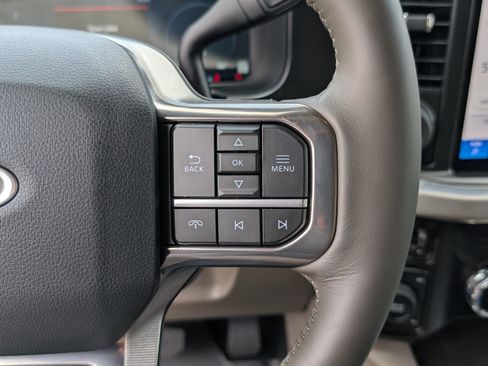 New 2025 Ford F250 Platinum w/ Platinum Plus Package image 24