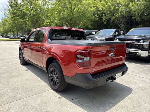 Used 2024 Ford Maverick Lariat w/ Black Appearance Package FWD image 5