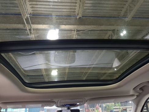 Used 2024 Lincoln Aviator AWD w/ Premium Package image 17