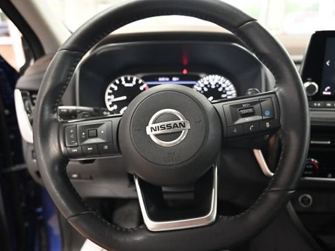 Used 2021 Nissan Rogue SV AWD/4WD image 24