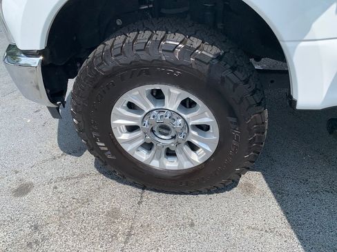 Used 2022 Ford F250 XLT AWD/4WD image 28