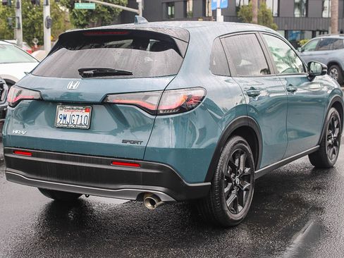 Used 2024 Honda HR-V Sport image 9