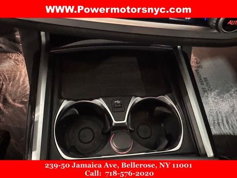 Used 2020 BMW 740i w/ M Sport Package image 35