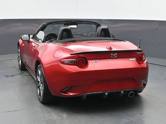 Used 2016 MAZDA MX-5 Miata Grand Touring RWD image 3
