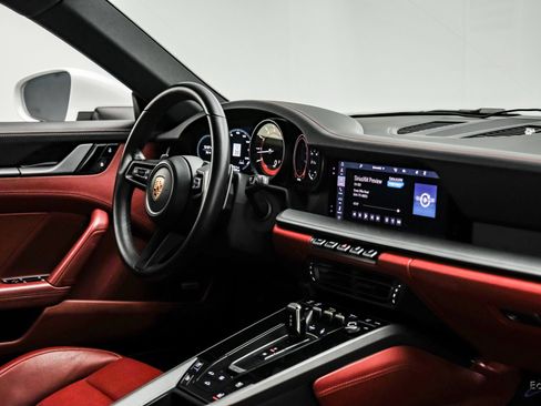 Used 2020 Porsche 911 Carrera RWD image 45