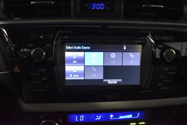Used 2014 Toyota Corolla LE FWD image 17
