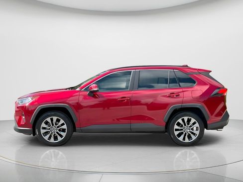 Used 2019 Toyota RAV4 XLE Premium w/ Advanced Technology Package FWD image 8
