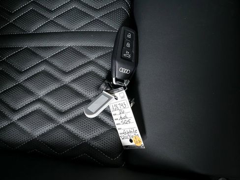 New 2026 Audi SQ5 Premium Plus image 27