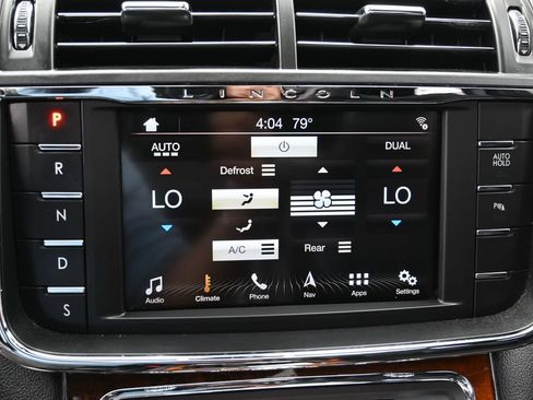 Used 2017 Lincoln Continental Reserve w/ Climate Package AWD/4WD image 30