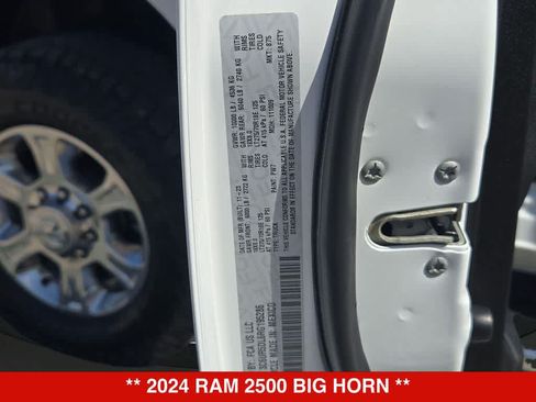 Used 2024 RAM 2500 Big Horn w/ Off Road Package AWD/4WD image 34