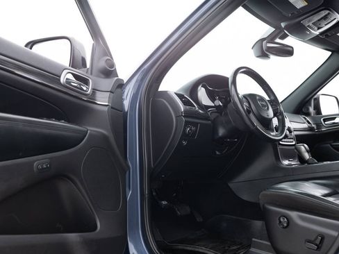 Used 2019 Jeep Grand Cherokee Limited X AWD/4WD image 24