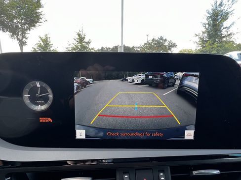 New 2025 Lexus ES 350 w/ Premium Package image 17