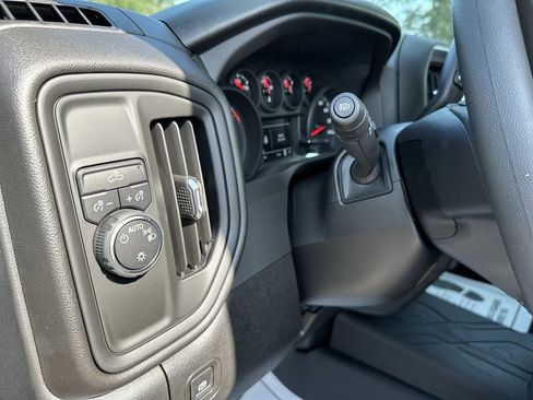 New 2025 Chevrolet Silverado 1500 Custom image 25