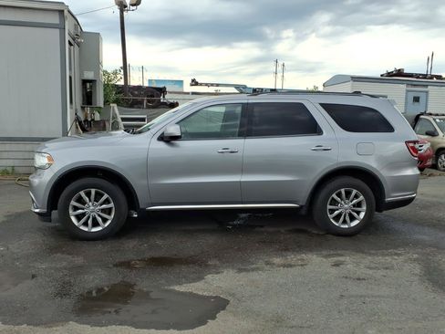 Used 2018 Dodge Durango SXT w/ Quick Order Package 2BB AWD/4WD image 4