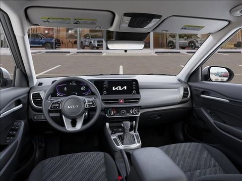 New 2025 Kia Seltos LX image 14