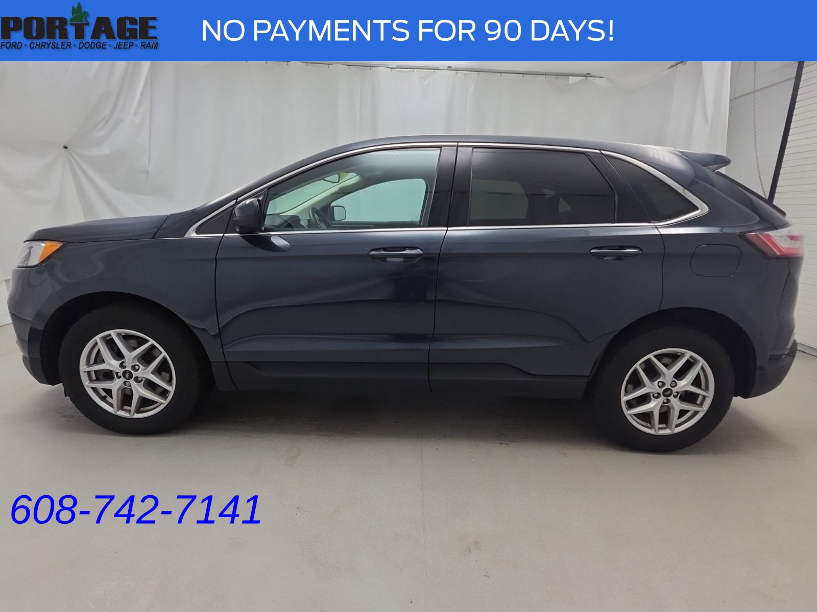 Used 2024 Ford Edge SEL w/ Convenience Package AWD/4WD image 4