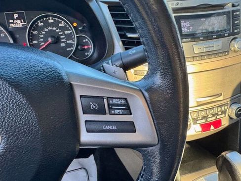 Used 2013 Subaru Legacy 2.5i Premium image 40