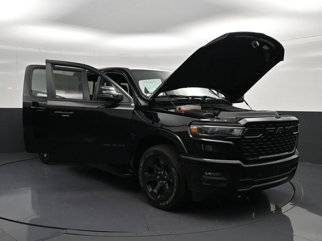 Used 2025 RAM 1500 Big Horn RWD image 31