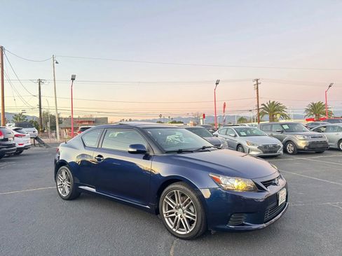 Used 2011 Scion tC image 11