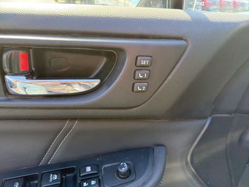 Used 2019 Subaru Outback 2.5i Limited w/ Popular Package #2 image 11