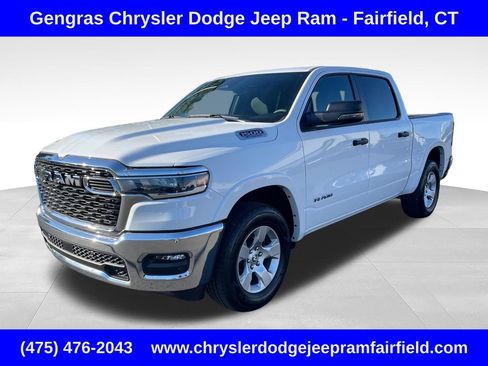 Used 2025 RAM 1500 Big Horn AWD/4WD image 3