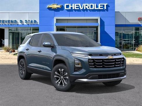 New 2026 Chevrolet Equinox LT image 7