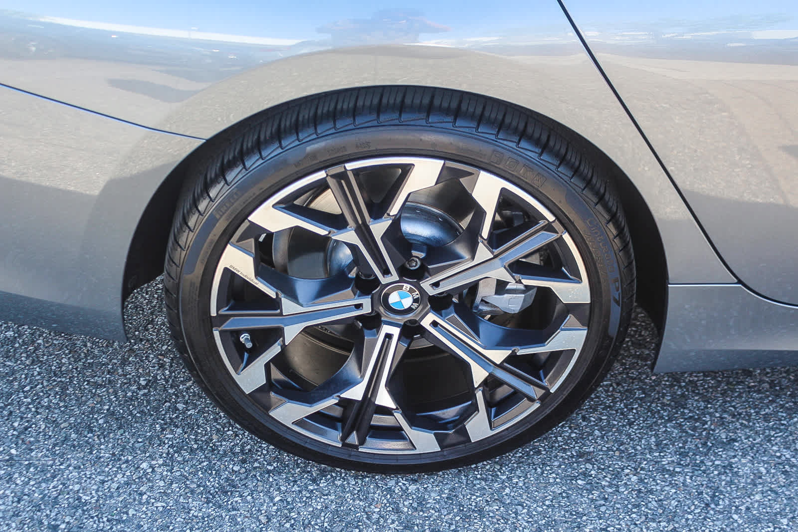Used 2026 BMW 330i Sedan w/ Premium Package RWD image 8