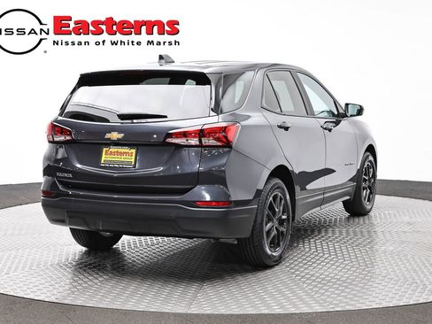 Used 2022 Chevrolet Equinox LS w/ LS Convenience Package image 5