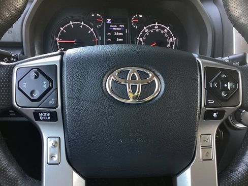 Certified 2024 Toyota 4Runner SR5 Premium w/ Moonroof Package AWD/4WD image 19