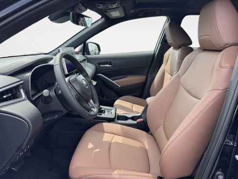 New 2026 Toyota Corolla Cross XLE AWD/4WD image 9