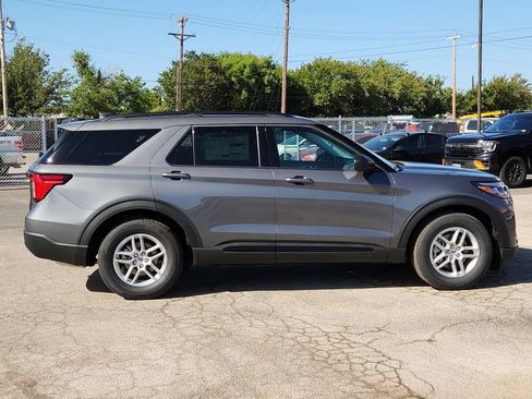 New 2026 Ford Explorer Active w/ Active Comfort Package RWD image 14