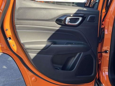 New 2026 Jeep Compass Latitude image 14