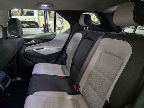 Used 2022 Chevrolet Equinox LT FWD image 14