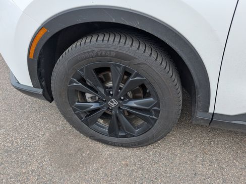 Used 2024 Honda CR-V Sport Touring image 5