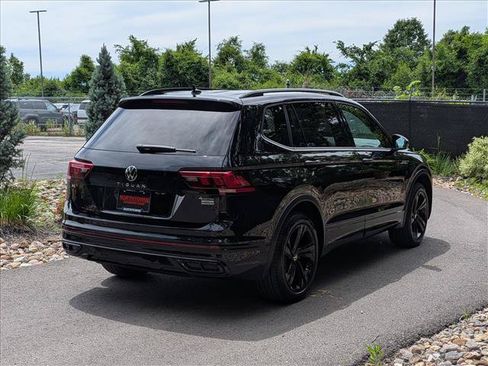 Certified 2024 Volkswagen Tiguan SE R-Line AWD/4WD image 5