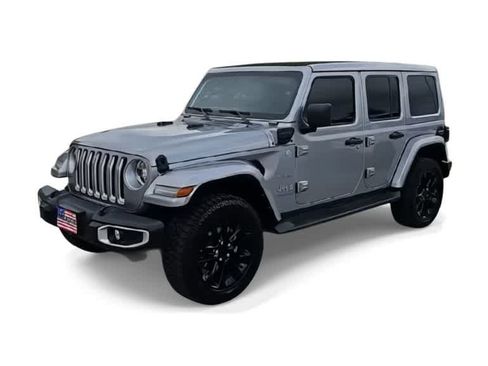 Used 2021 Jeep Wrangler Unlimited Sahara w/ Cold Weather Group image 4