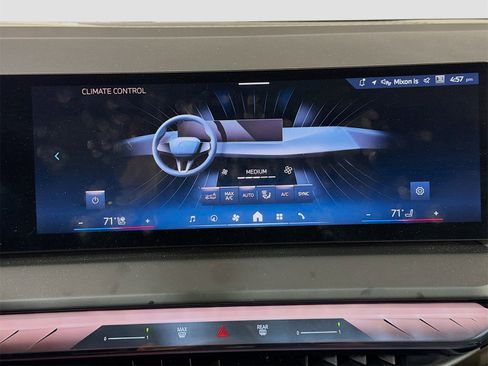 Used 2025 BMW X3 xDrive30i w/ Premium Package image 17