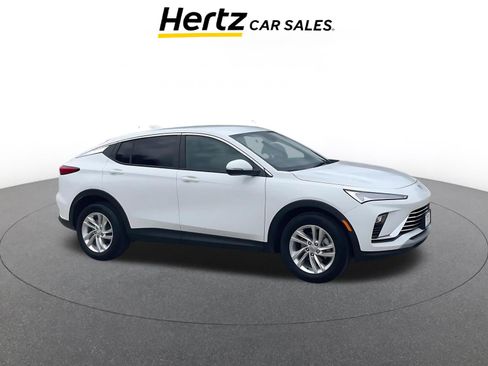 Used 2025 Buick Envista Preferred image 1