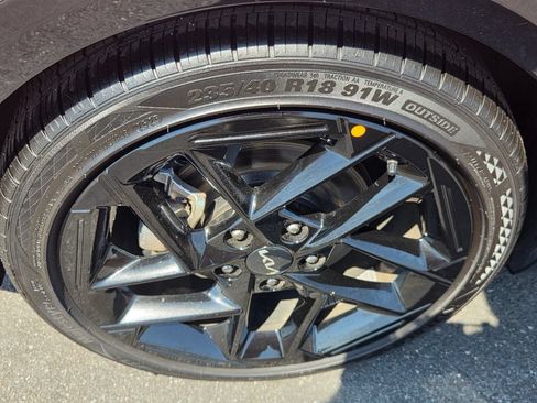 Used 2025 Kia K4 GT-Line Turbo FWD image 9