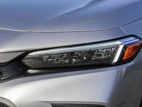 Certified 2022 Honda Civic Sport image 4