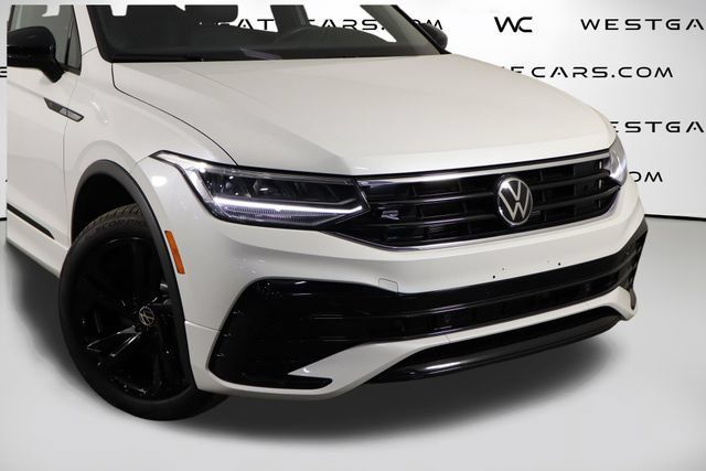 Used 2024 Volkswagen Tiguan SE R-Line AWD/4WD image 50