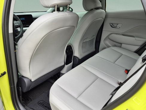New 2026 Hyundai Kona Limited FWD image 16