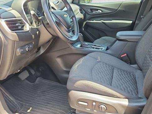 Used 2020 Chevrolet Equinox LT FWD image 23